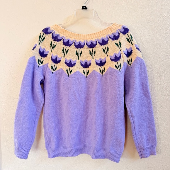 Lavendar cardigan with tulip neckline - Picture 4 of 6